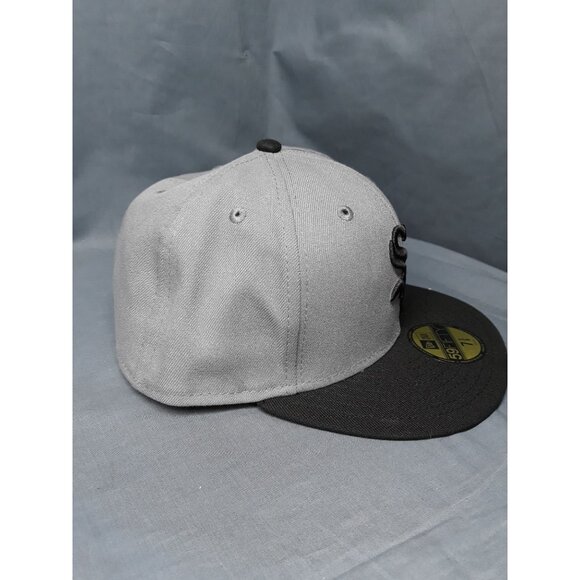 New Era 59Fifty Mens Fitted Chicago White Sox Grey size 7  NEW WITH TAGS! - Picture 3 of 6